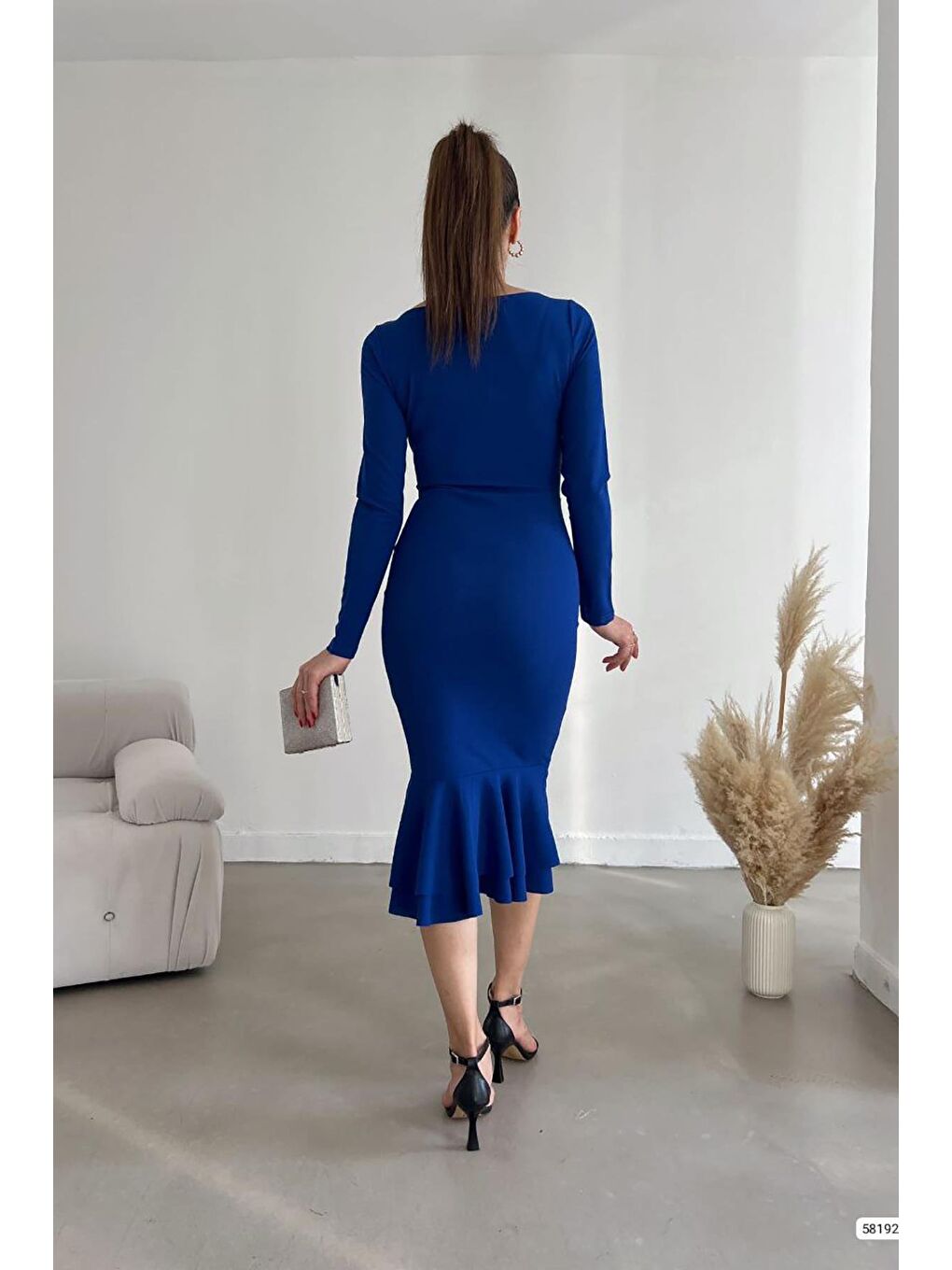 Mavi Düğme Detay Balık Model Midi Boy Uzun Kollu Elbise-4