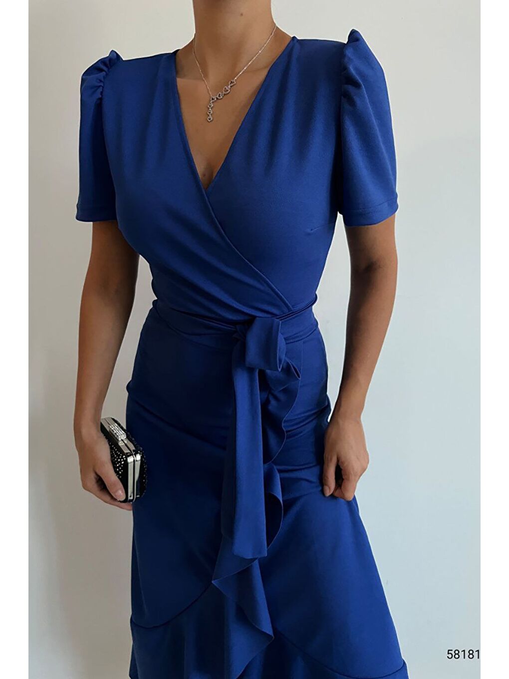 Saks Mavisi Krep Kumaş Kısa Kollu Kuşaklı Midi Elbise-2