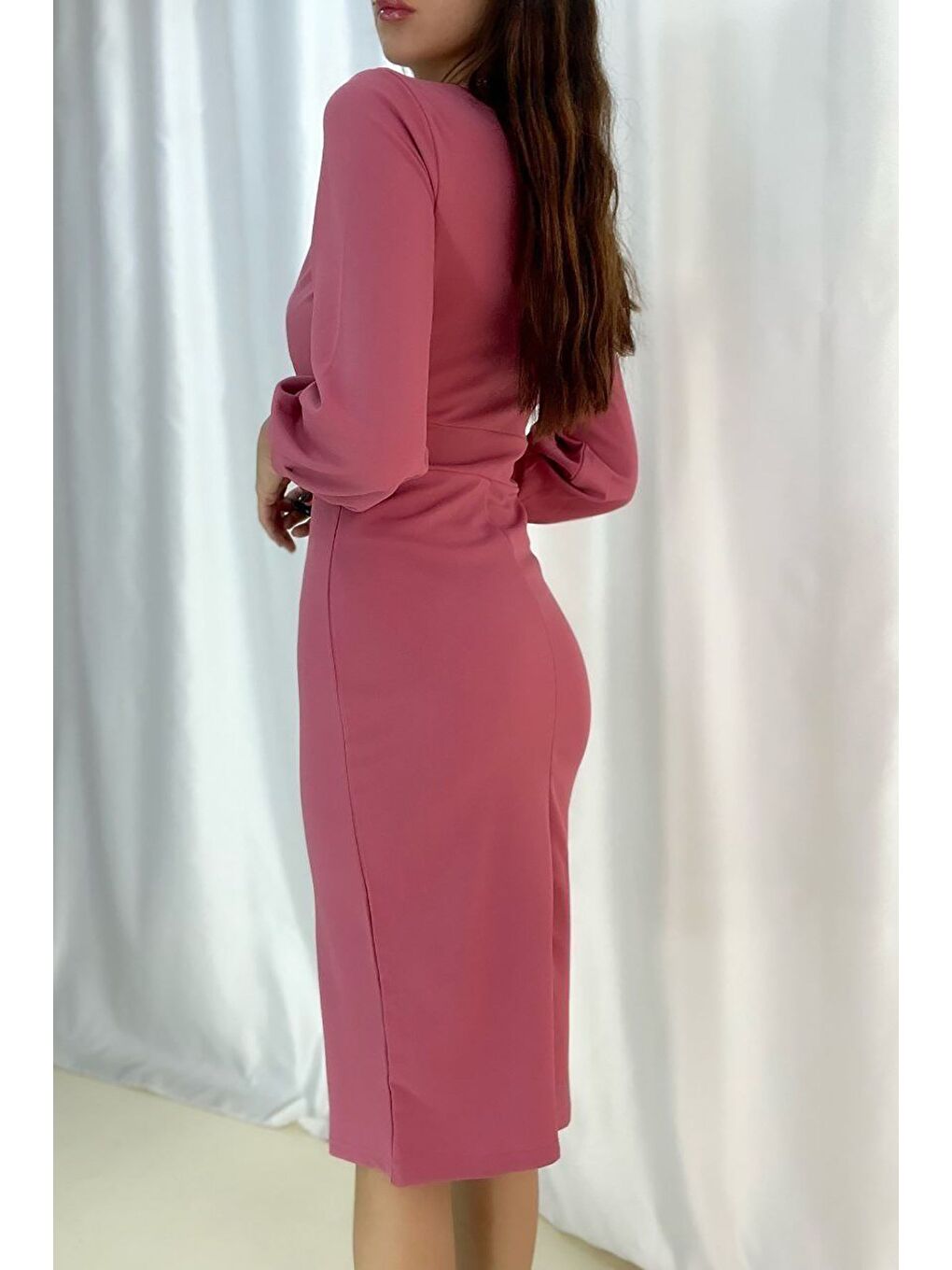 Pembe Gül Kurusu Rengi Krep Kumaş Uzun Kollu Kruvaze Yaka Elbise-1