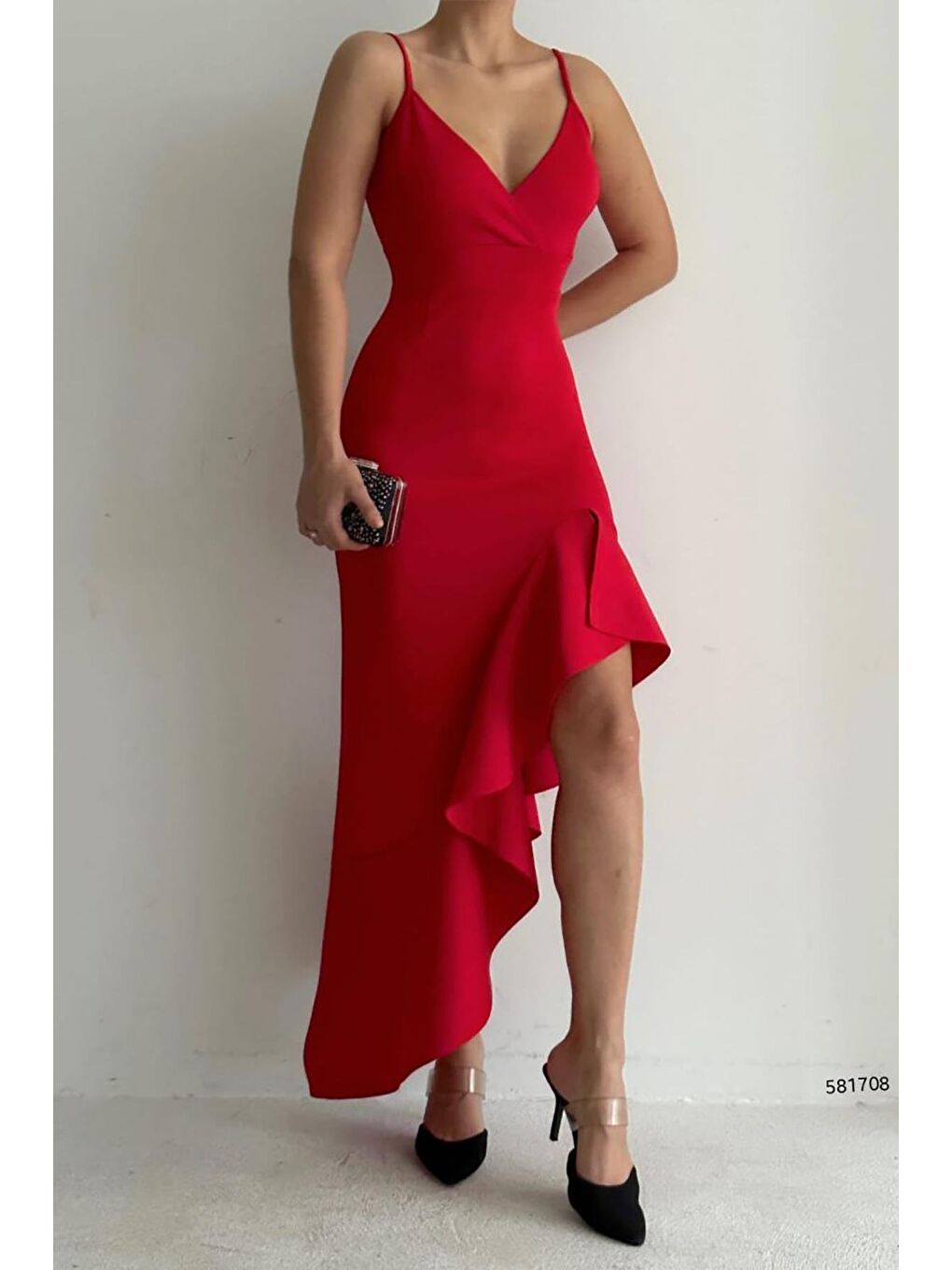 Kırmızı İnce Askılı Etek Ucu Asimetrik Volanlı Scuba Kumaş Abiye Elbise