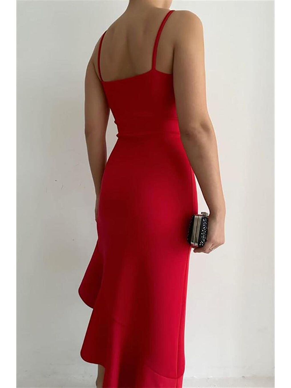 Kırmızı İnce Askılı Etek Ucu Asimetrik Volanlı Scuba Kumaş Abiye Elbise-4