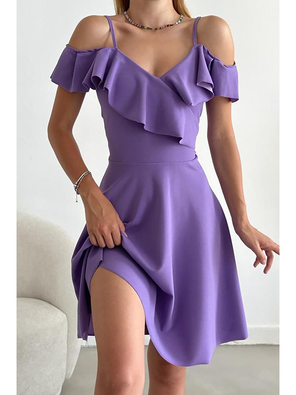 Lila Askılı Omuz Fırfırlı Elbise-1