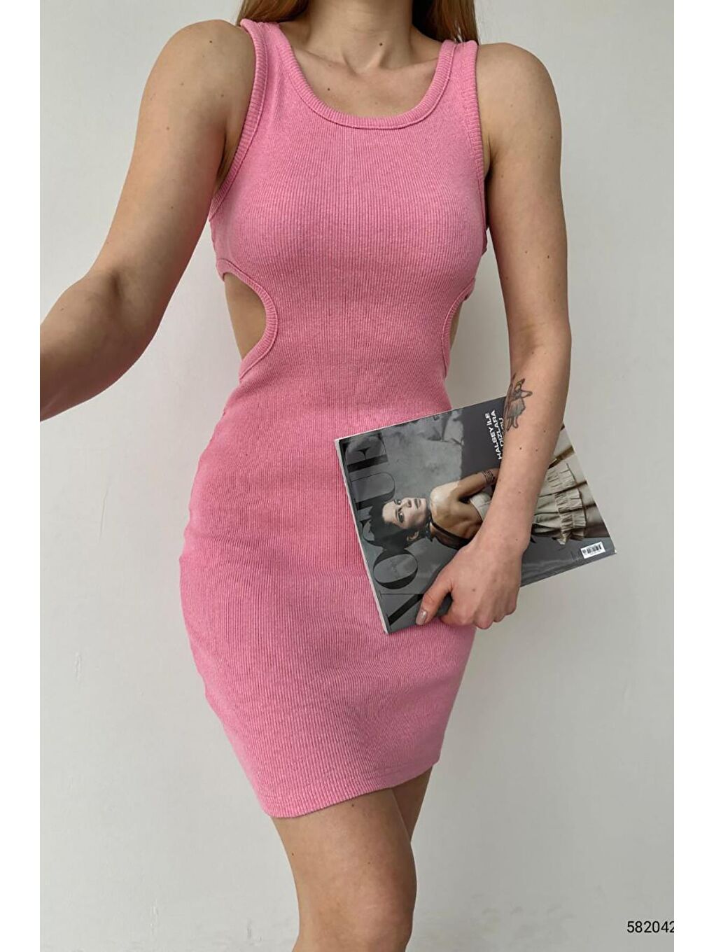 Pembe Pudra Kalın Askılı Bel Dekolte Detay Kaşkorse Kumaş Elbise-1