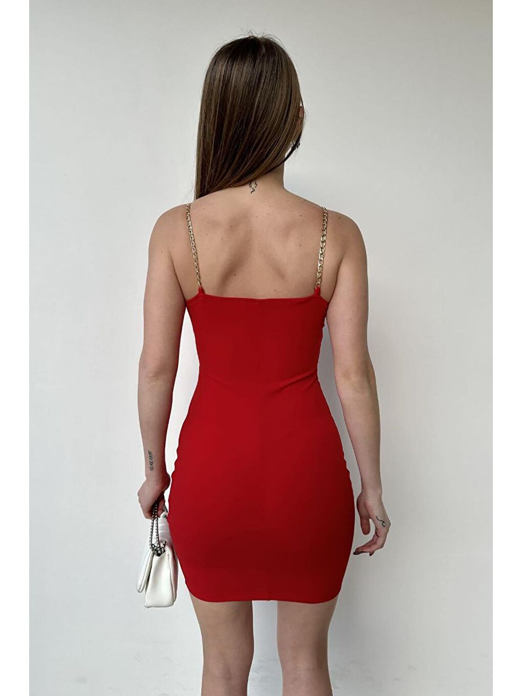 Kırmızı Zincir Askı V Yaka İthal Krep Kumaş Volanlı Elbise-3