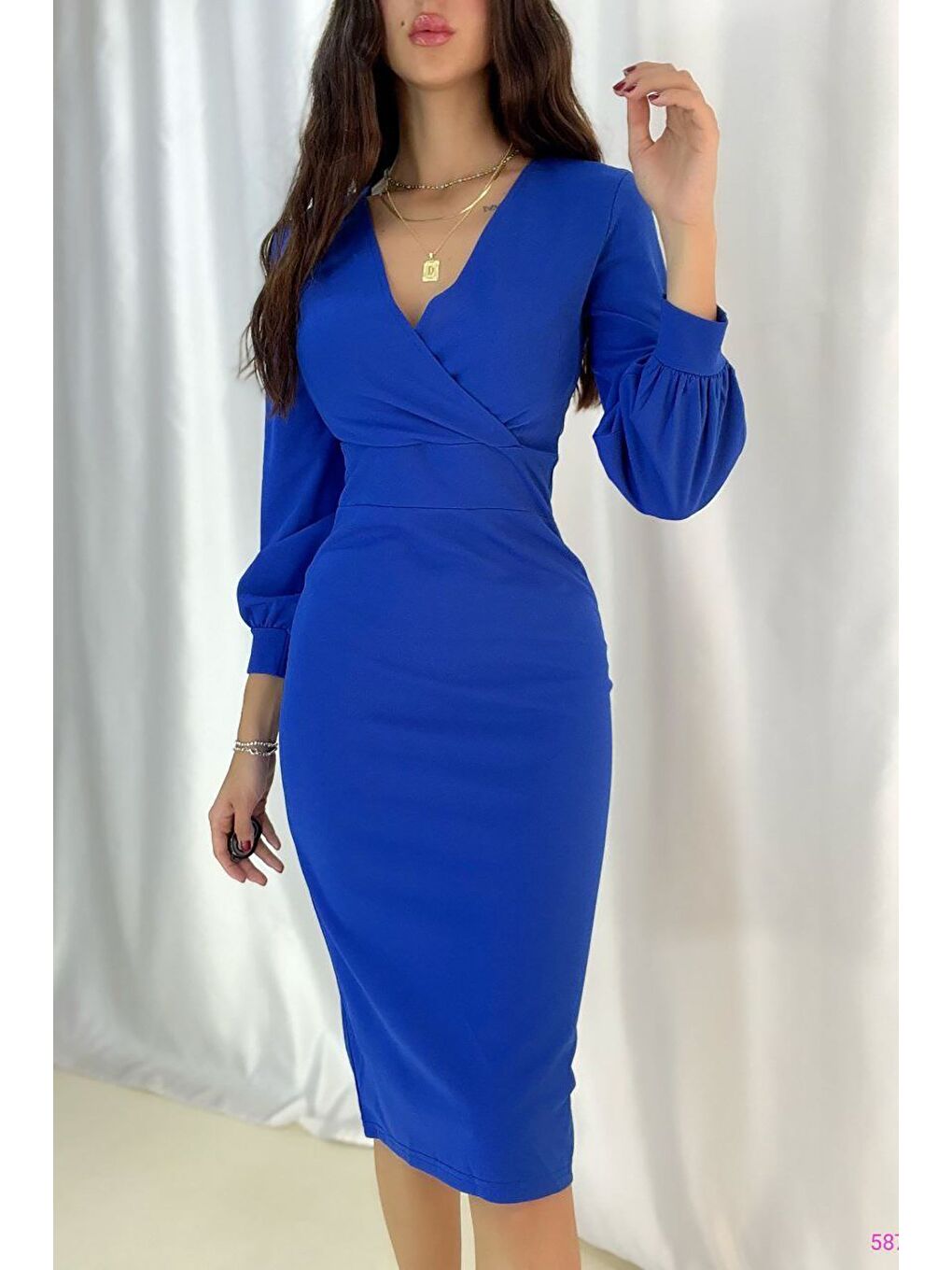 Saks Mavisi Krep Kumaş Uzun Kollu Kruvaze Yaka Elbise