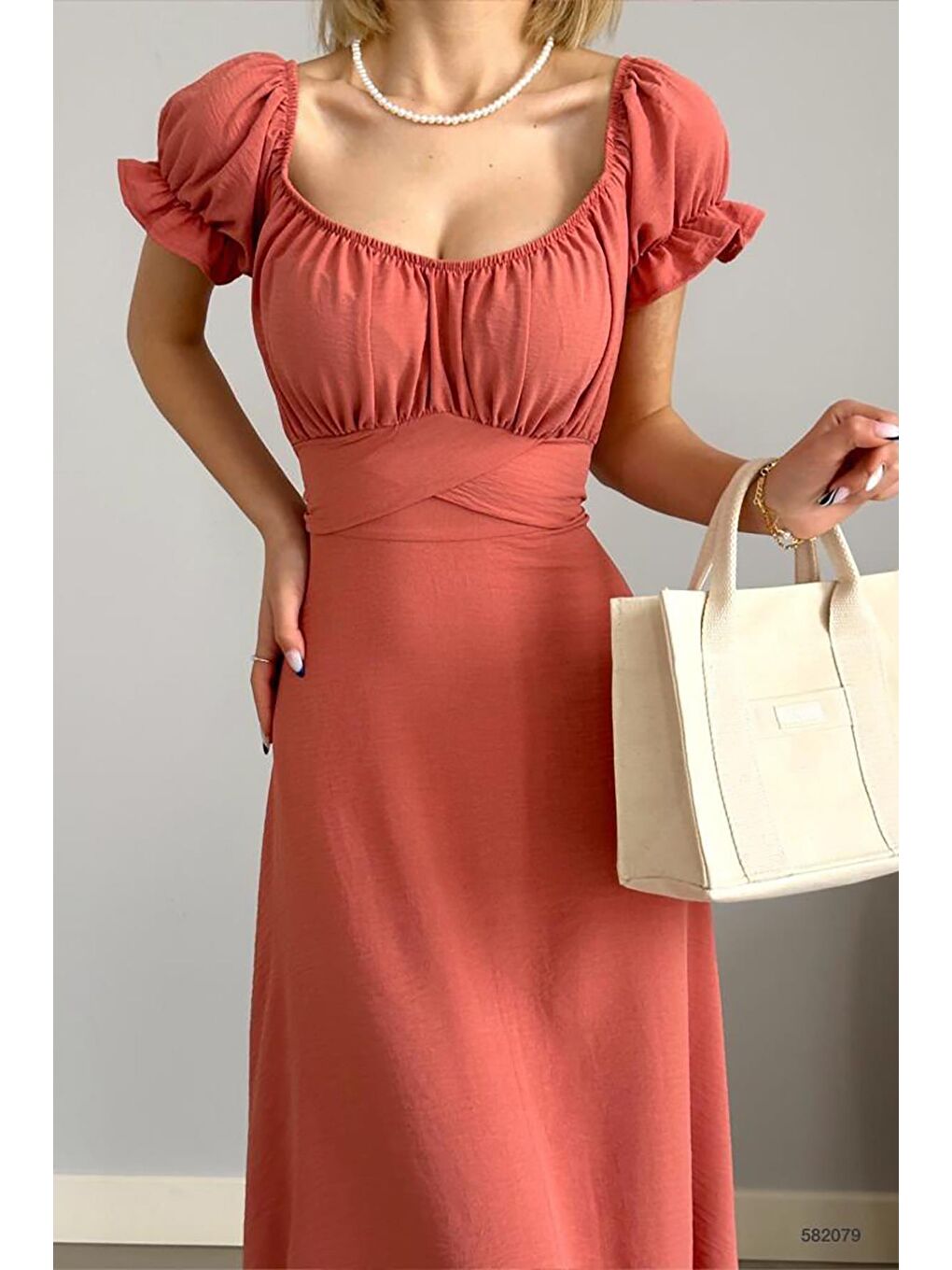 Pembe Pudra Rengi Madonna Yaka Ayrobin Elbise-3