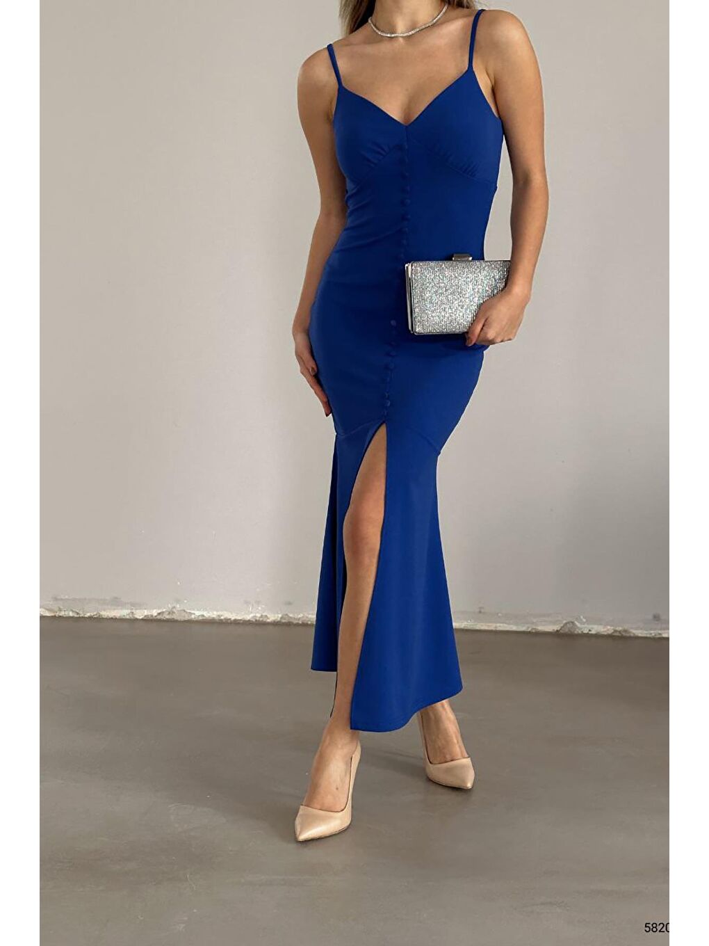 Saks Mavisi İthal Krep Kumaş İnce Askılı Düğme Detay Elbise-2