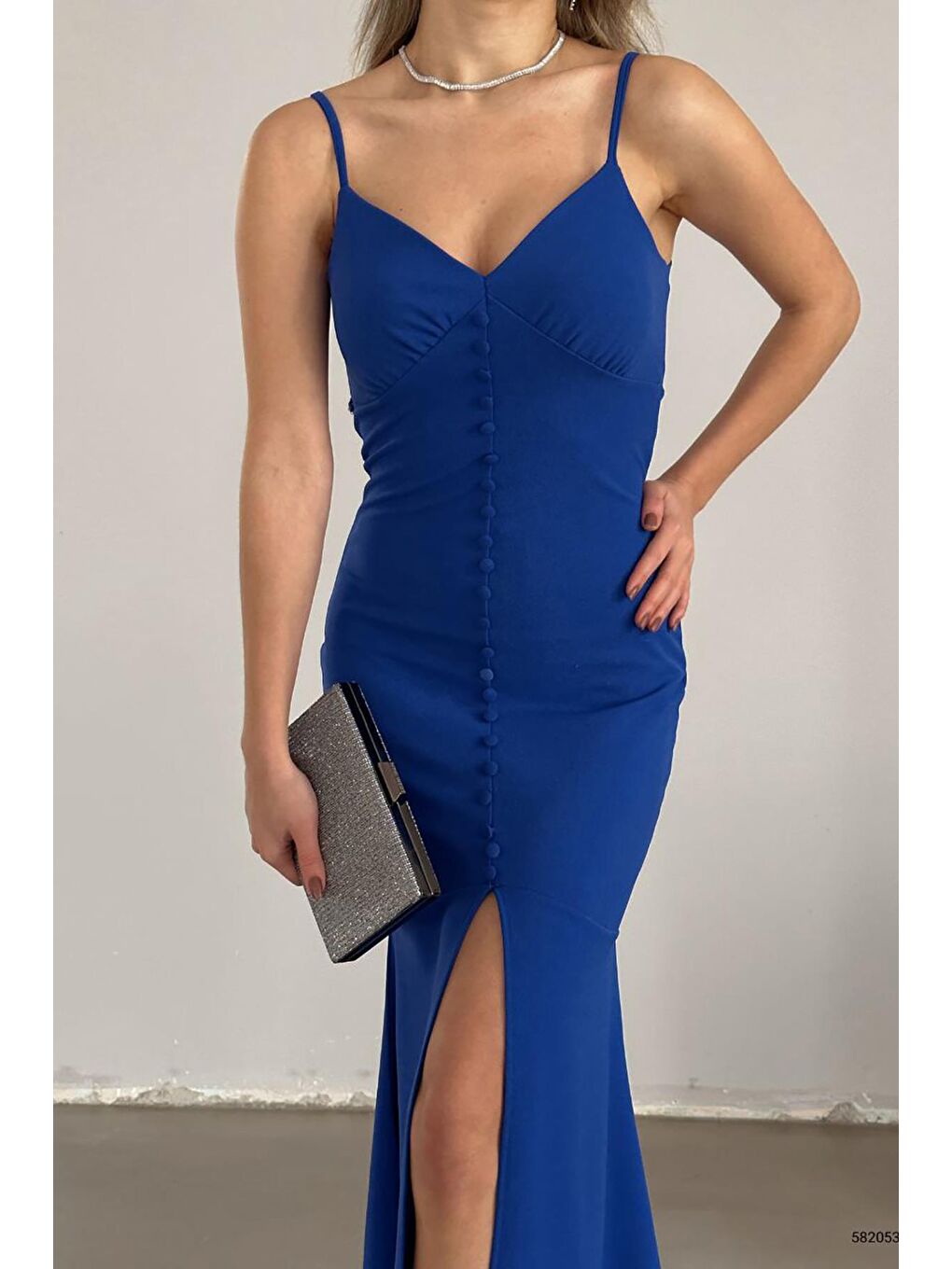 Saks Mavisi İthal Krep Kumaş İnce Askılı Düğme Detay Elbise-3