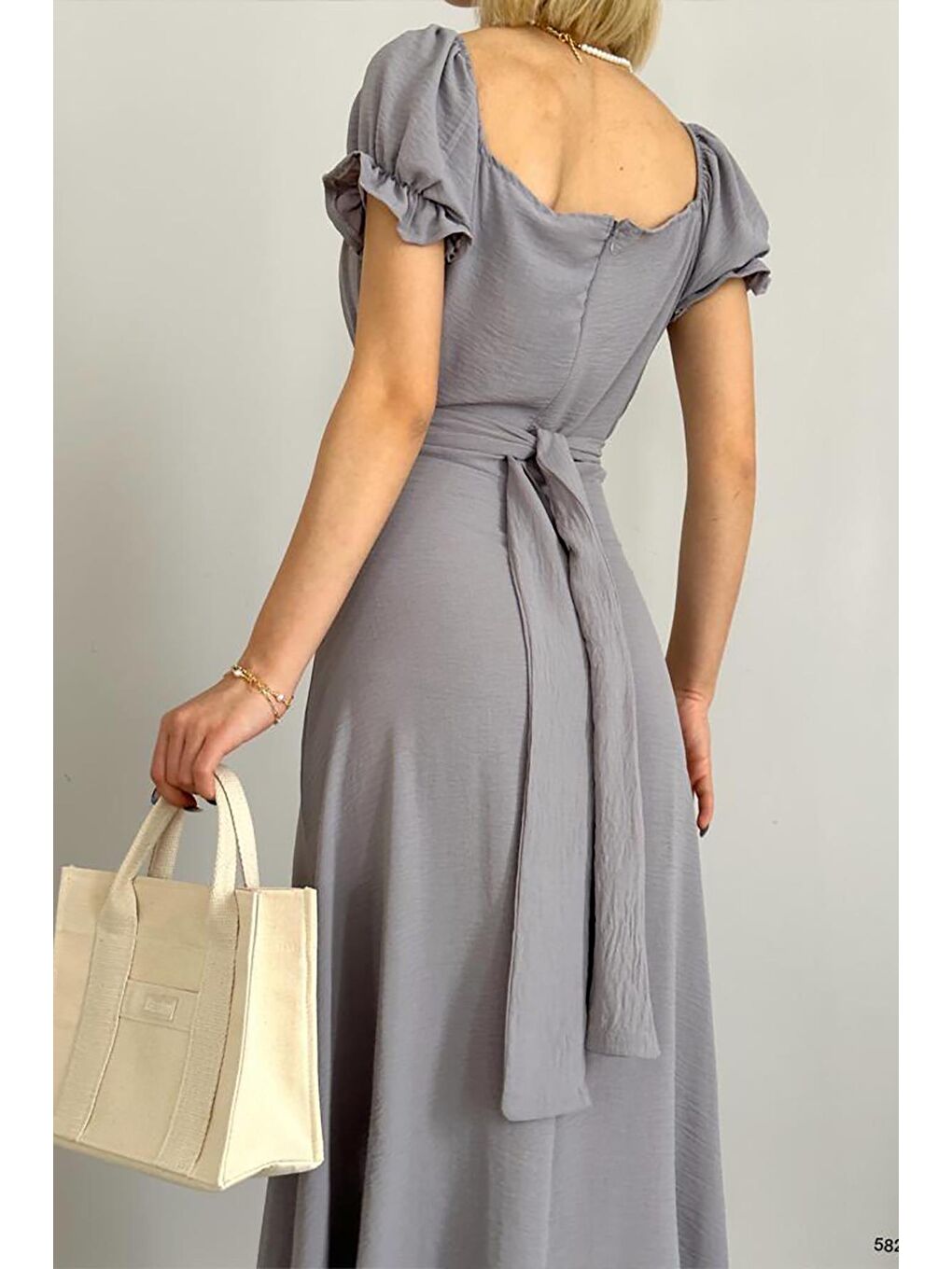 Gri Madonna Yaka Ayrobin Elbise-4