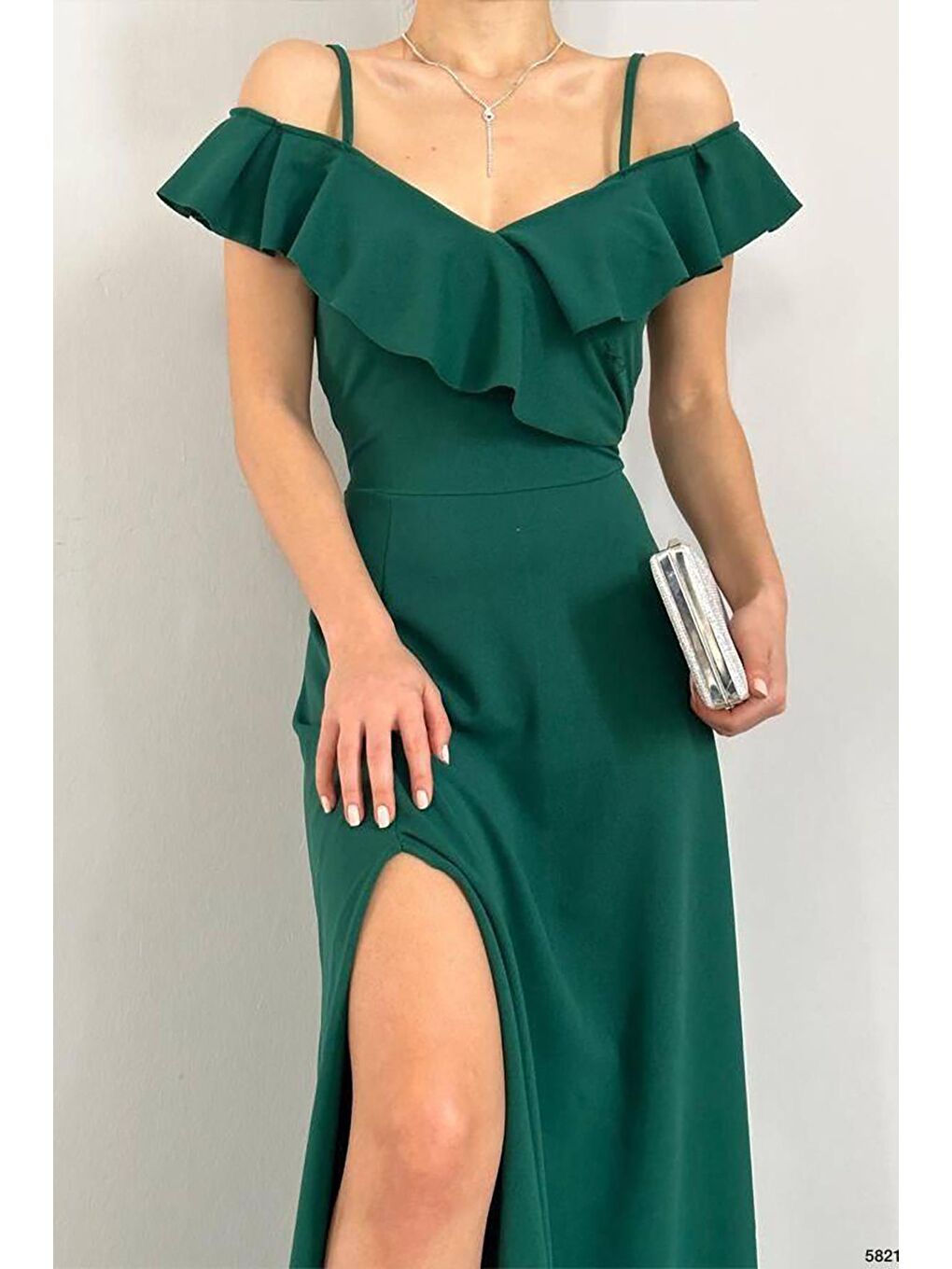 Yeşil Yaka Volanlı Krep Kumaş Uzun Abiye Elbise-2
