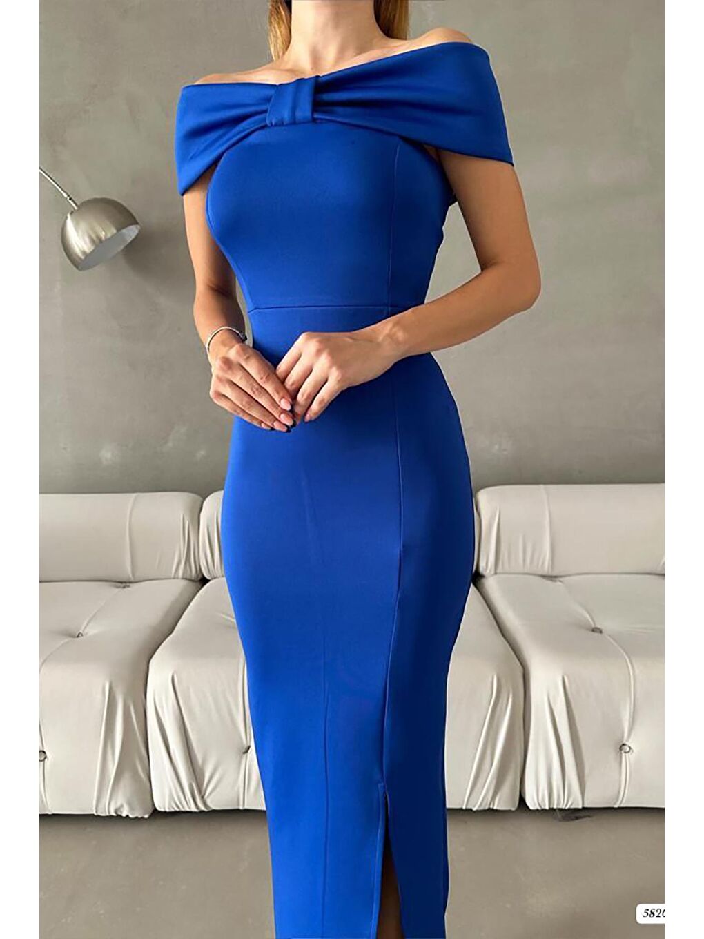 Saks Mavisi Scuba Kumaş Yaka Detaylı Uzun Elbise-2