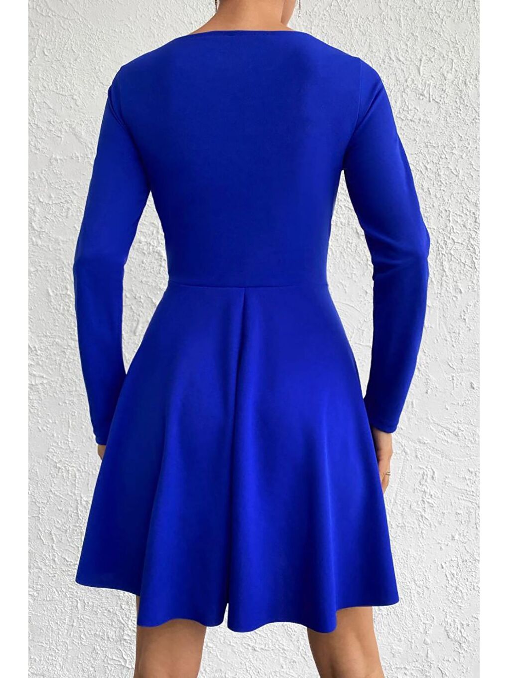 Saks Mavisi Kruvaze Yaka Krep Kumaş Uzun Kol Kloş Elbise-1