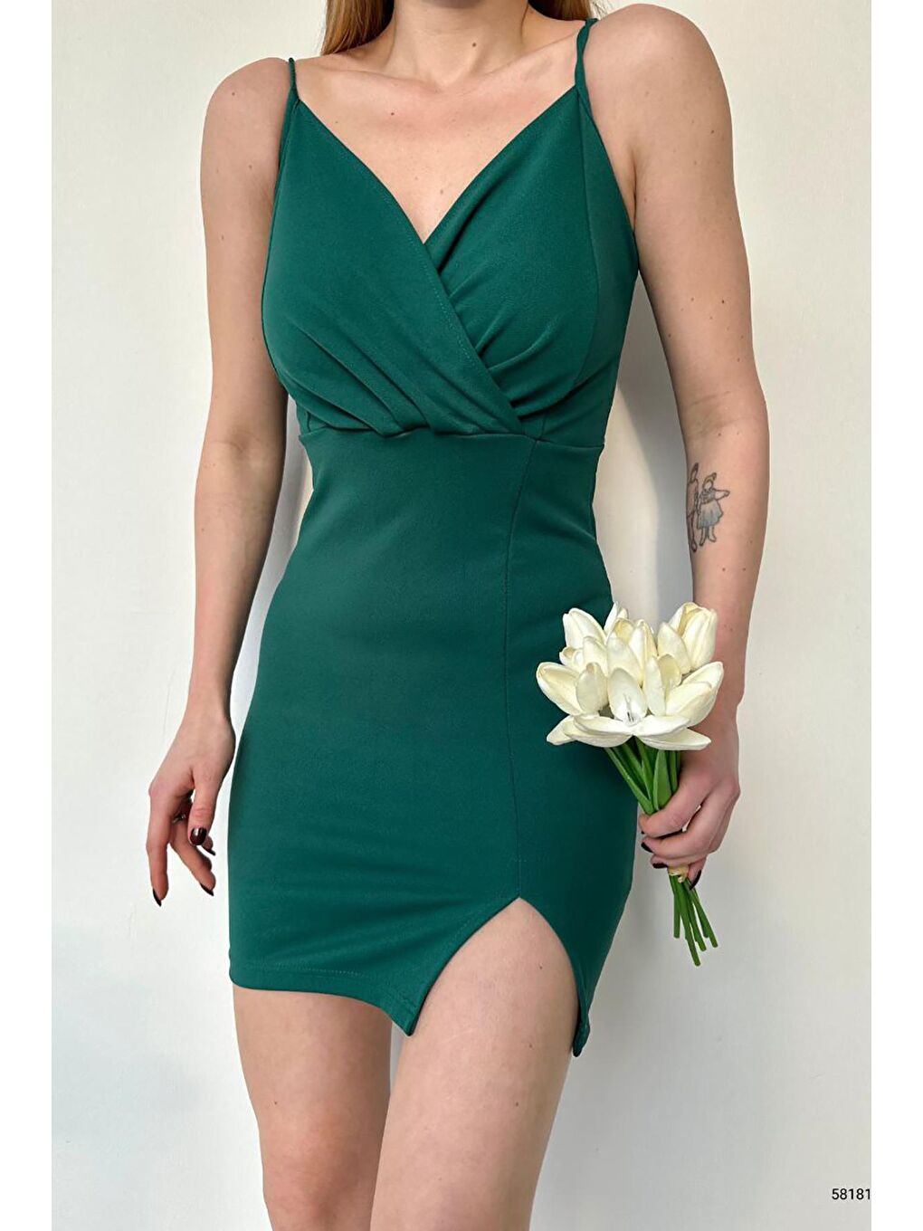 Yeşil Kruvaze Yaka Yırtmaçlı Krep Kumaş Elbise