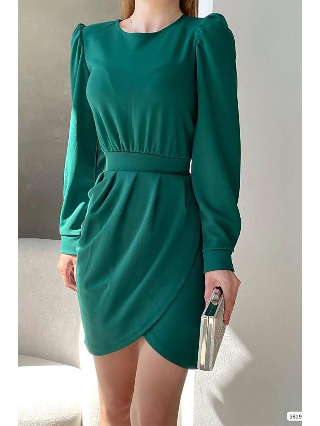 Yeşil Krep Kumaş Uzun Kollu Katlamalı Elbise-1
