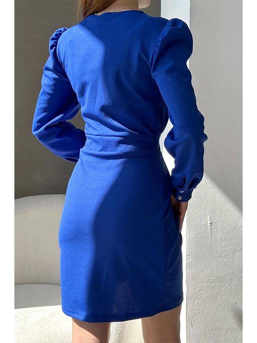 Mavi Krep Kumaş Uzun Kollu Katlamalı Elbise-4