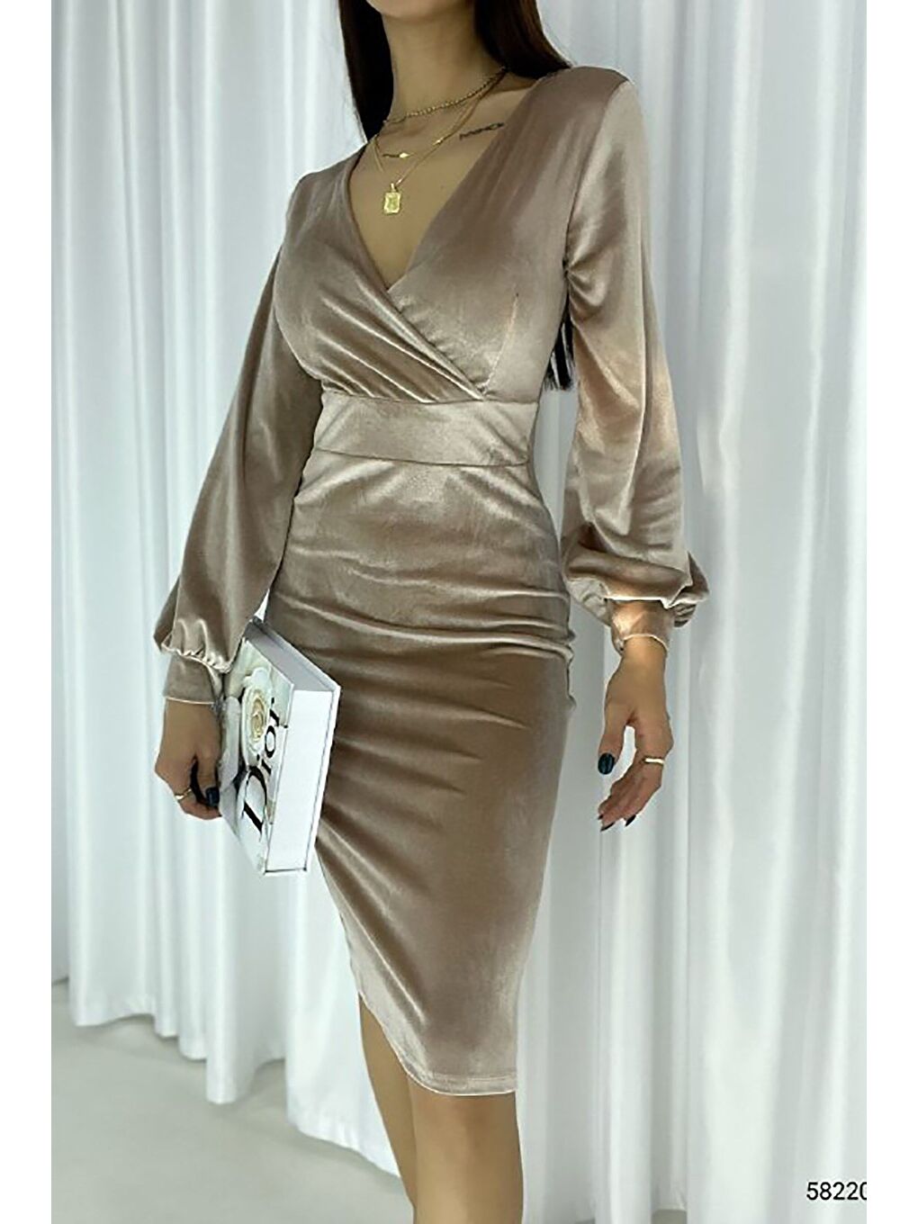 Sarı Bronz Kadife Kumaş Uzun Kollu Kruvaze Elbise