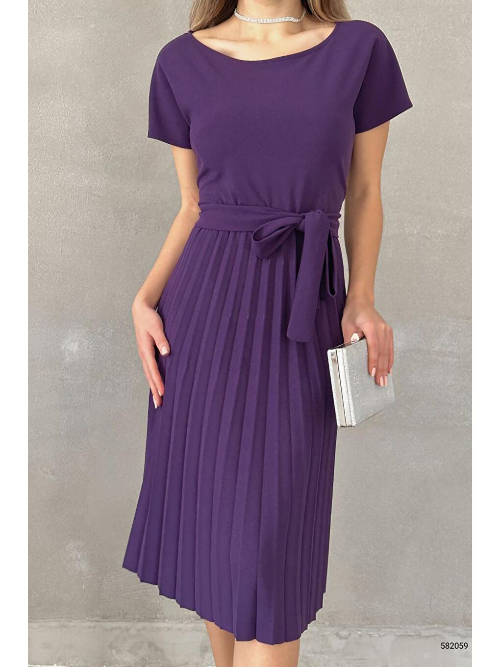 Mor Pliseli Kuşaklı İthal Krep Kumaş Elbise-1