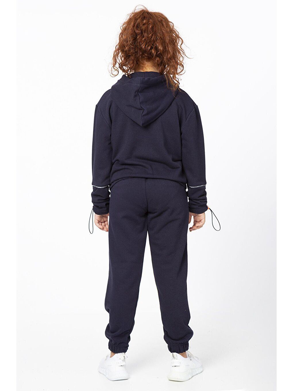 Lacivert Nakış Detaylı Büzgü Kollu Kapüşonlu Kız Çocuk Eşofman Takımı-2