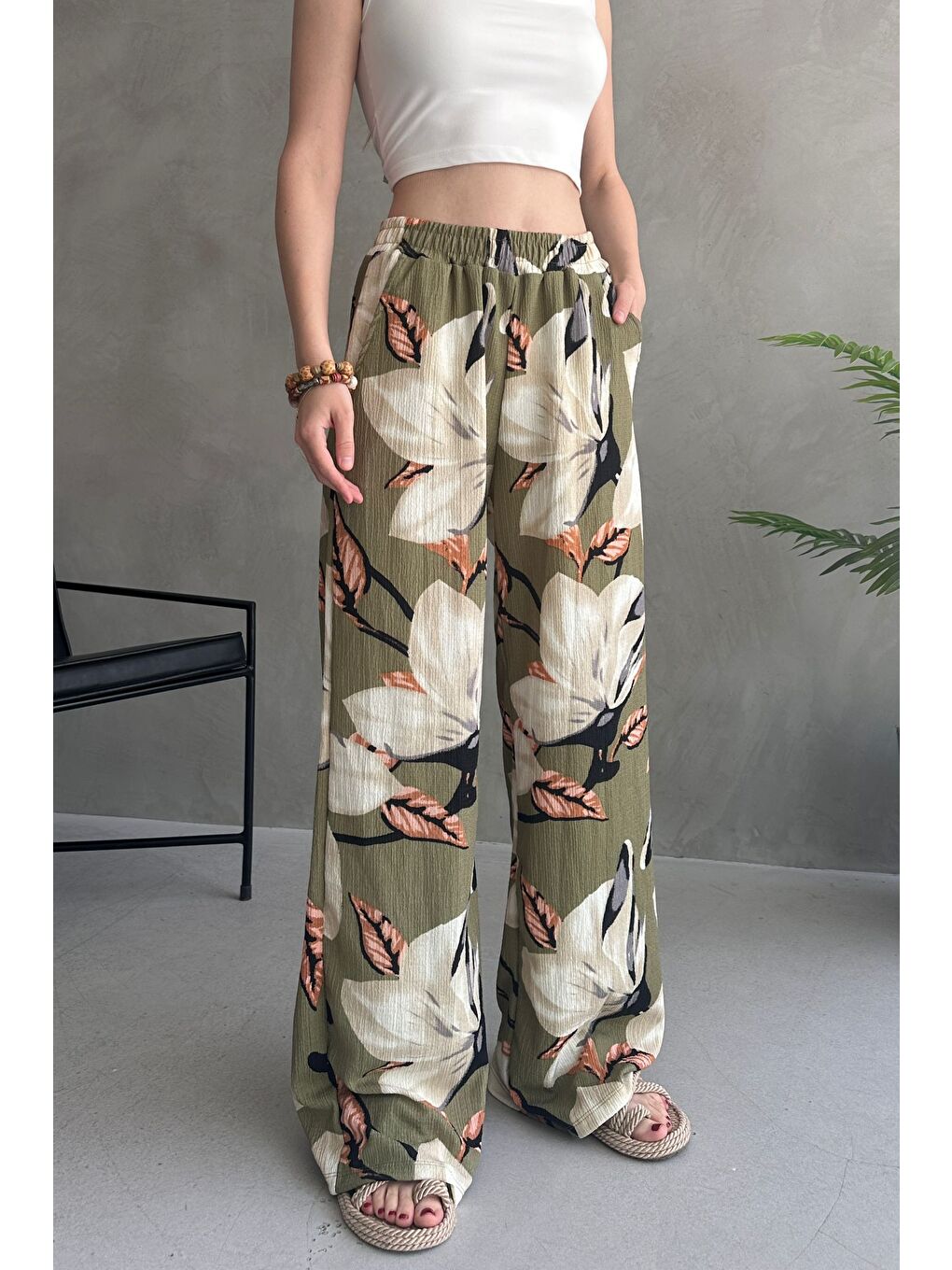 Çiçek Desenli Bol Pantolon Haki - 27237-2