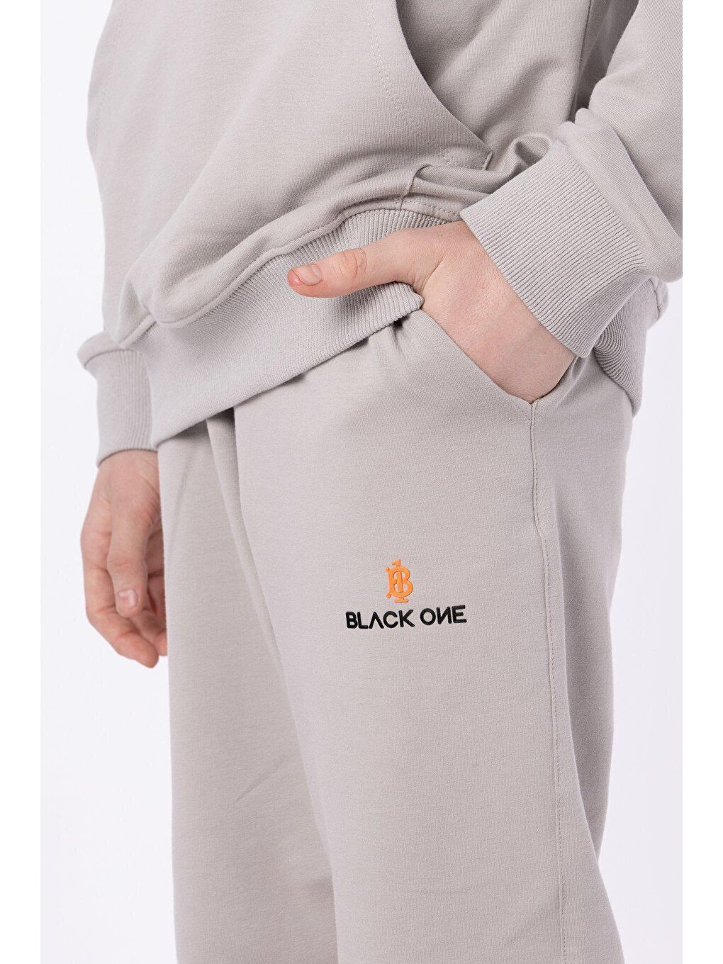 Gri Kapüşonlu Çıt Çıt Detaylı Kargo Cepli Erkek Çocuk Eşofman Takımı-6