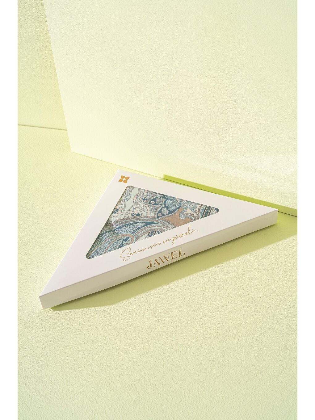 Turkuaz Kadın Etnik Desen Soft Şal Adessa-2