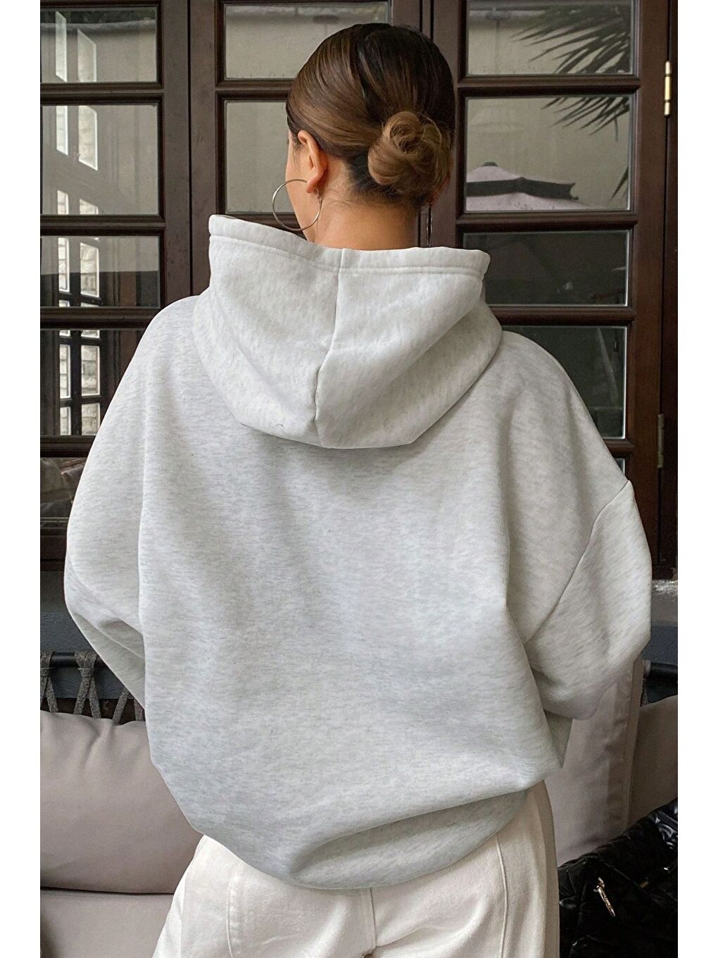 Kadın Gri Düz Kapüşonlu Bol Kalıp Sweatshirt Hoodie-1
