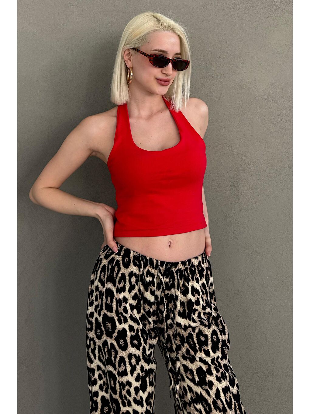Kırmızı Halter Yaka Boyun Askılı Crop Top Mg2456-1