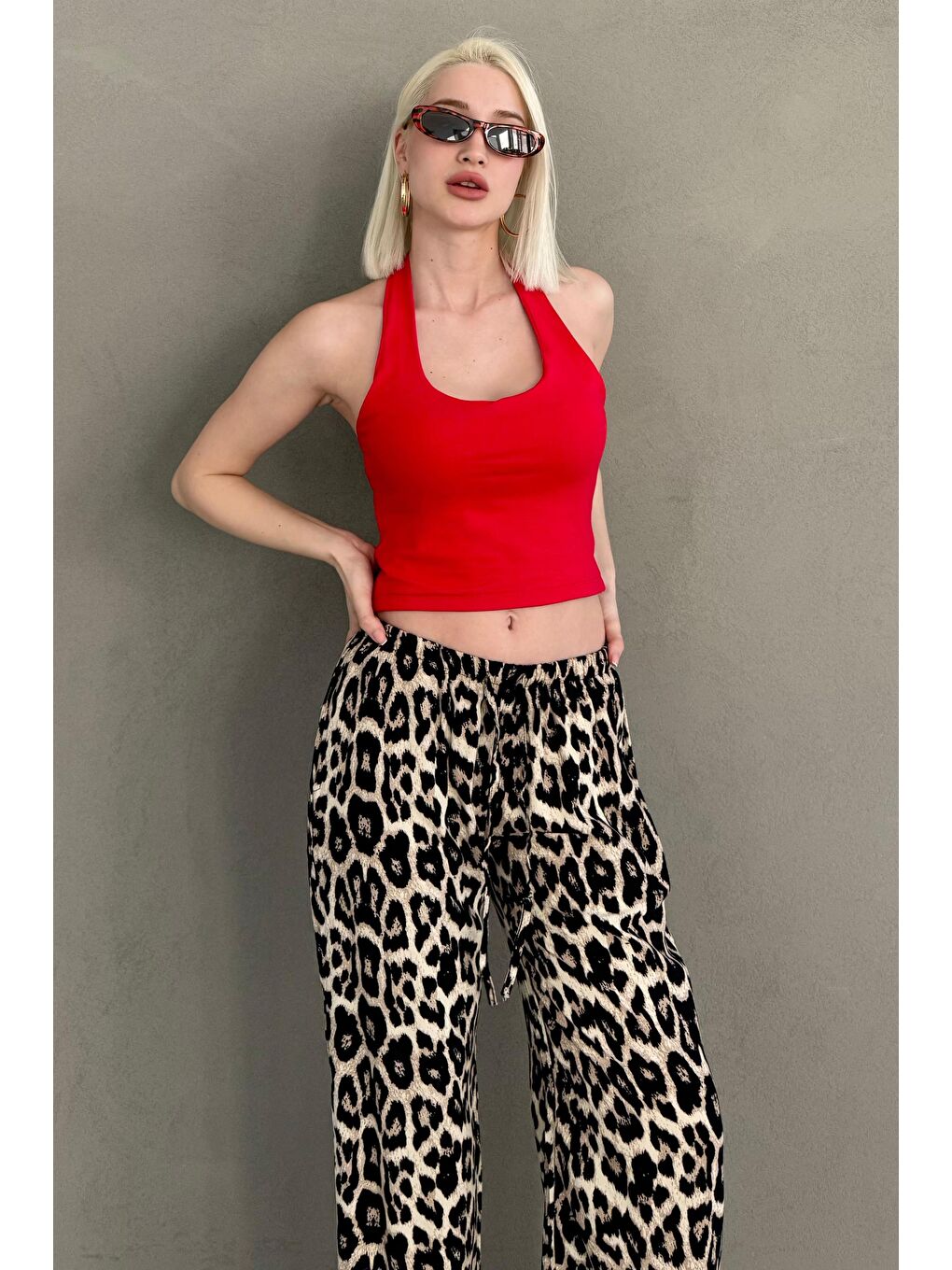 Kırmızı Halter Yaka Boyun Askılı Crop Top Mg2456-4
