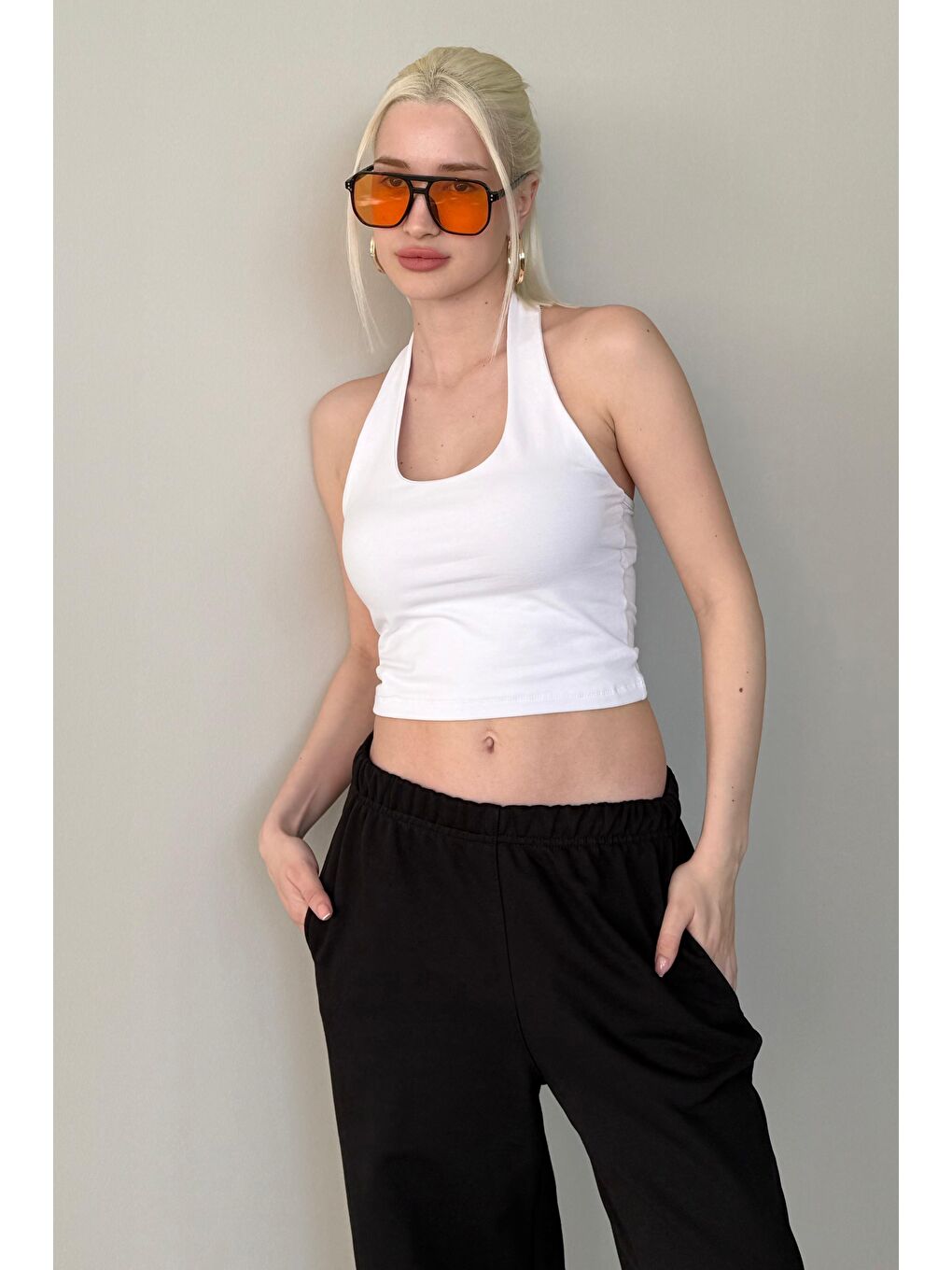 Beyaz Halter Yaka Boyun Askılı Crop Top Mg2456-2
