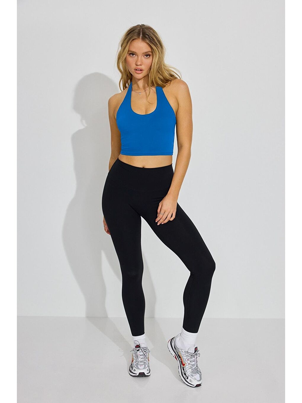 Mavi Halter Yaka Boyun Askılı Crop Top Mg2456-6