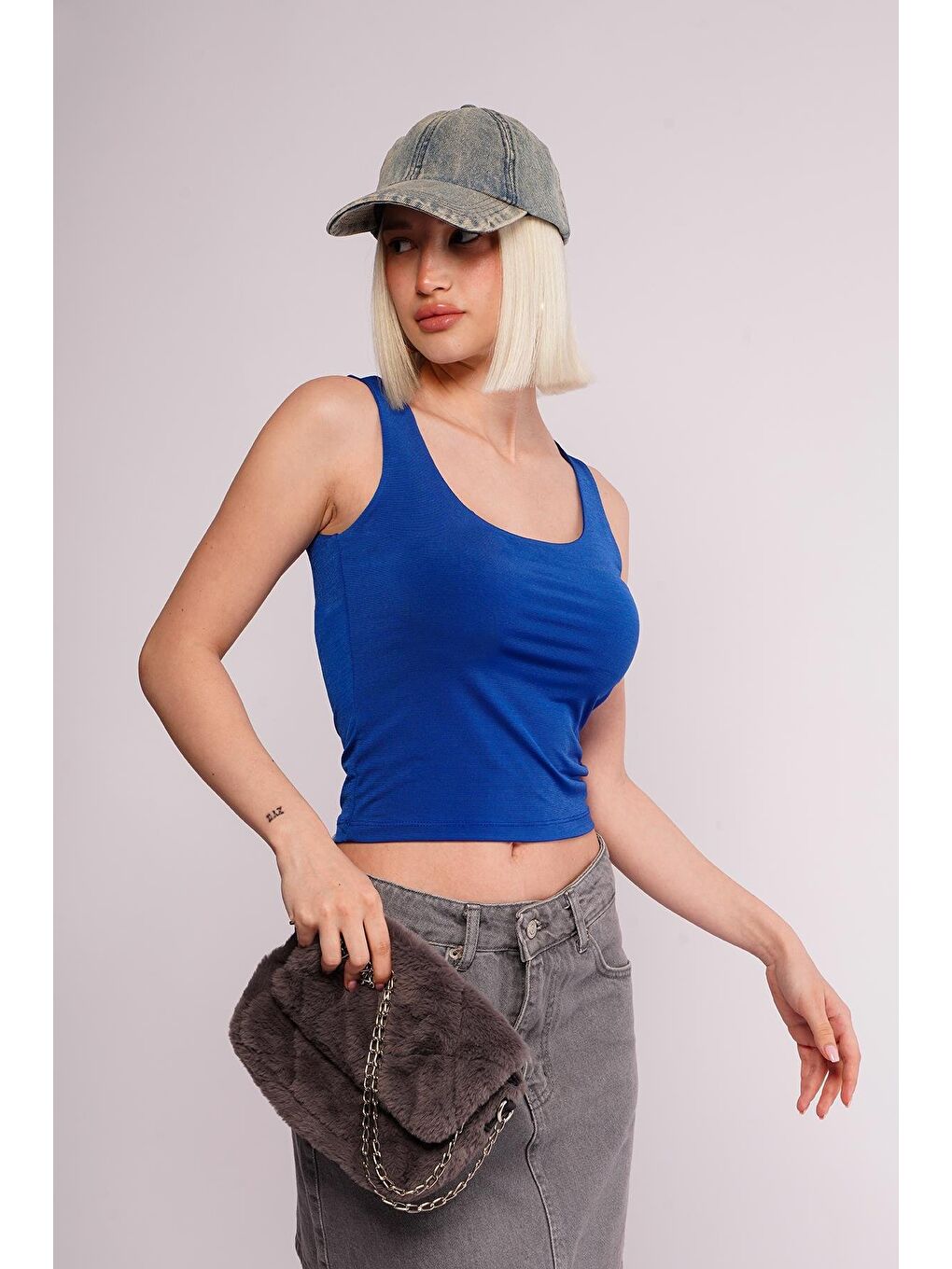 İndigo Kalın Askılı Kadın Bluz Mg1998-1