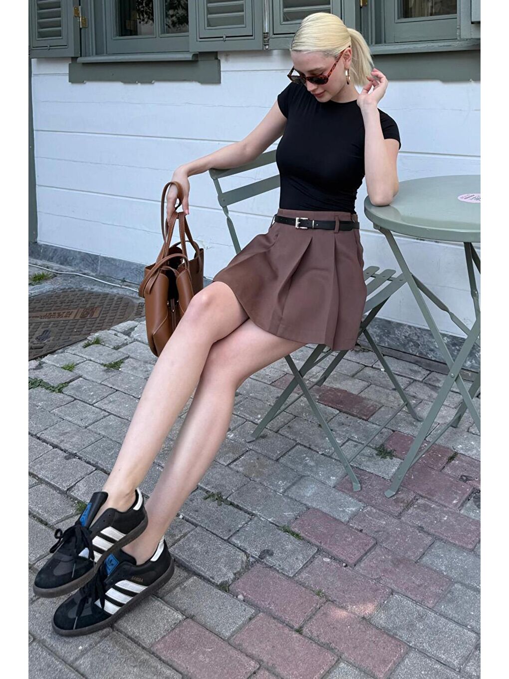 Kahverengi Pileli Kadın Mini Şort Etek Mg2402-3