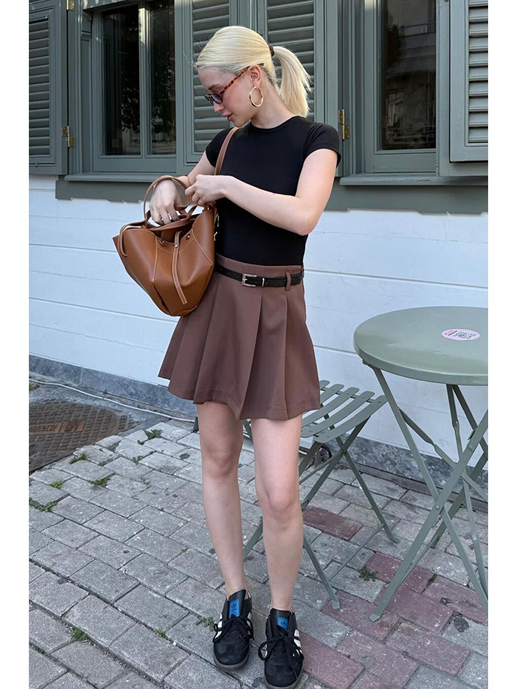 Kahverengi Pileli Kadın Mini Şort Etek Mg2402-4