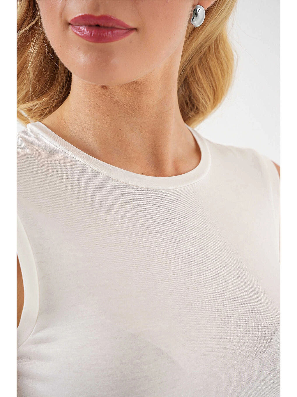 Kadın Ekru Basic Sıfır Kol Body HZL25S-BD143471-2