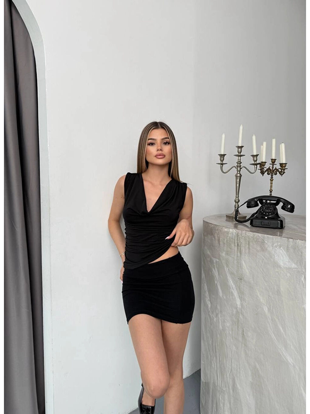 Kadın Siyah Degaje Yaka Yanlardan Drapeli Sandy Bluz HZL25S-FRY123131-1