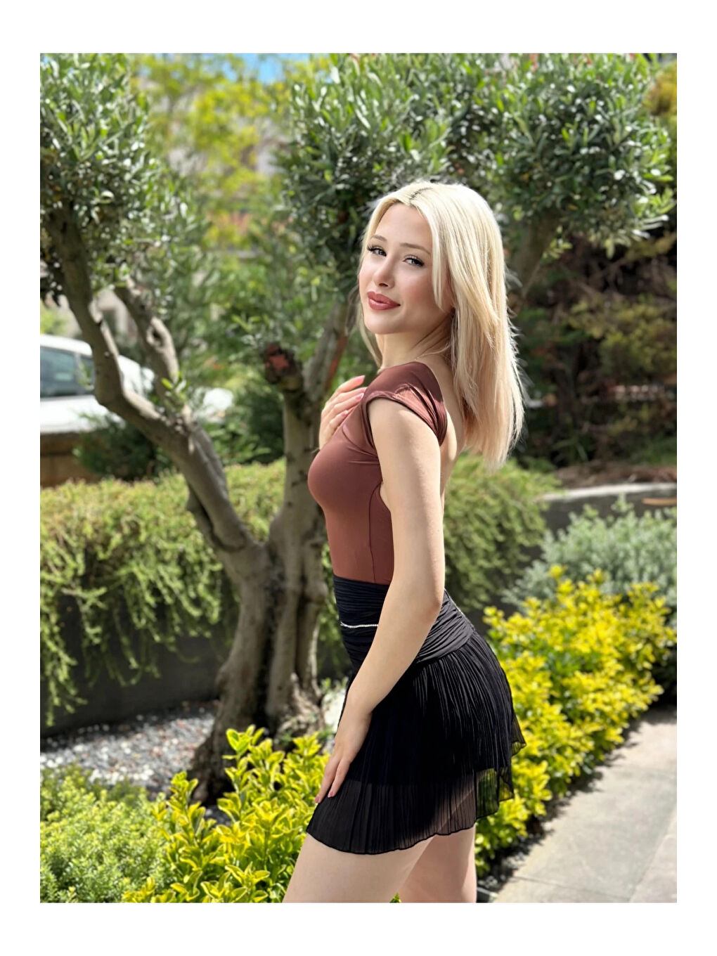 Kadın Kahverengi Sırt Dekolteli Kısa Kollu Bluz HZL24S-ZK10831-2