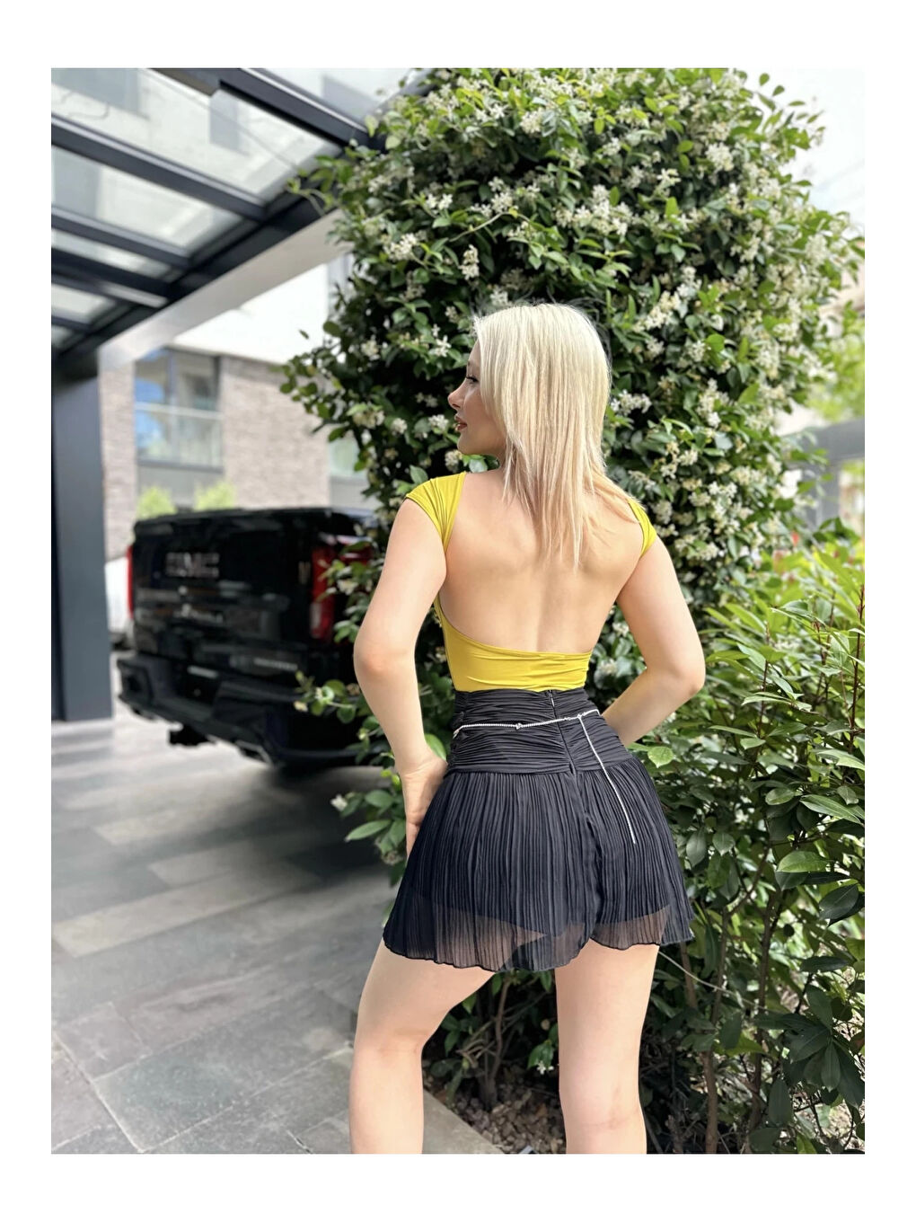 Kadın Fıstık Yeşili Sırt Dekolteli Kısa Kollu Bluz HZL24S-ZK10831-1