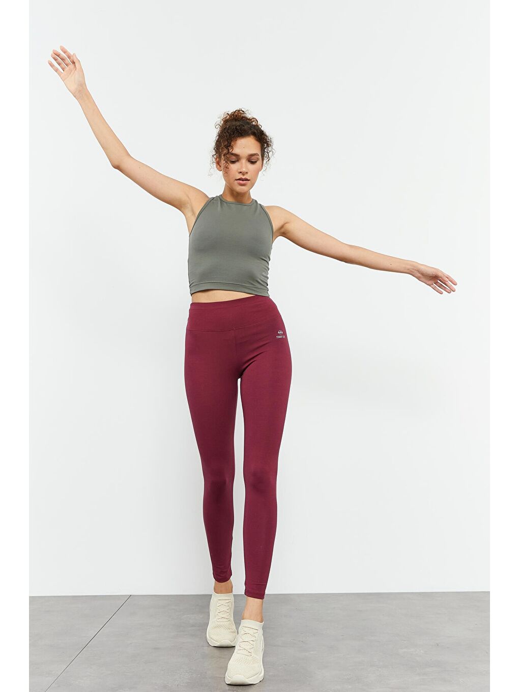 Bordo Yüksek Bel Toparlayıcı Slim Fit Dar Paça Kadın Tayt - 94011-4