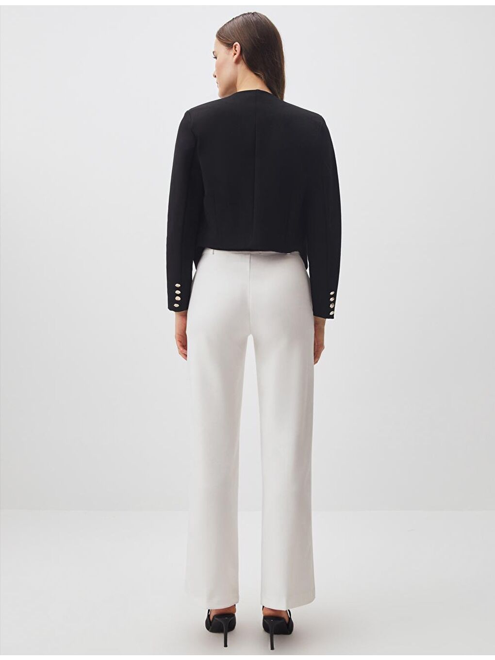 Siyah Açık Yaka Uzun Kollu Crop Blazer Ceket-6