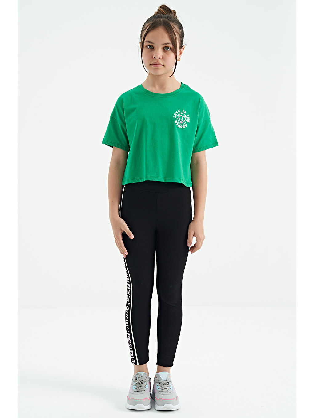 Yeşil Ön Arka Baskılı O Yaka Düşük Omuz Oversize Kısa Kollu Kız Çocuk Tişört - 75126-1