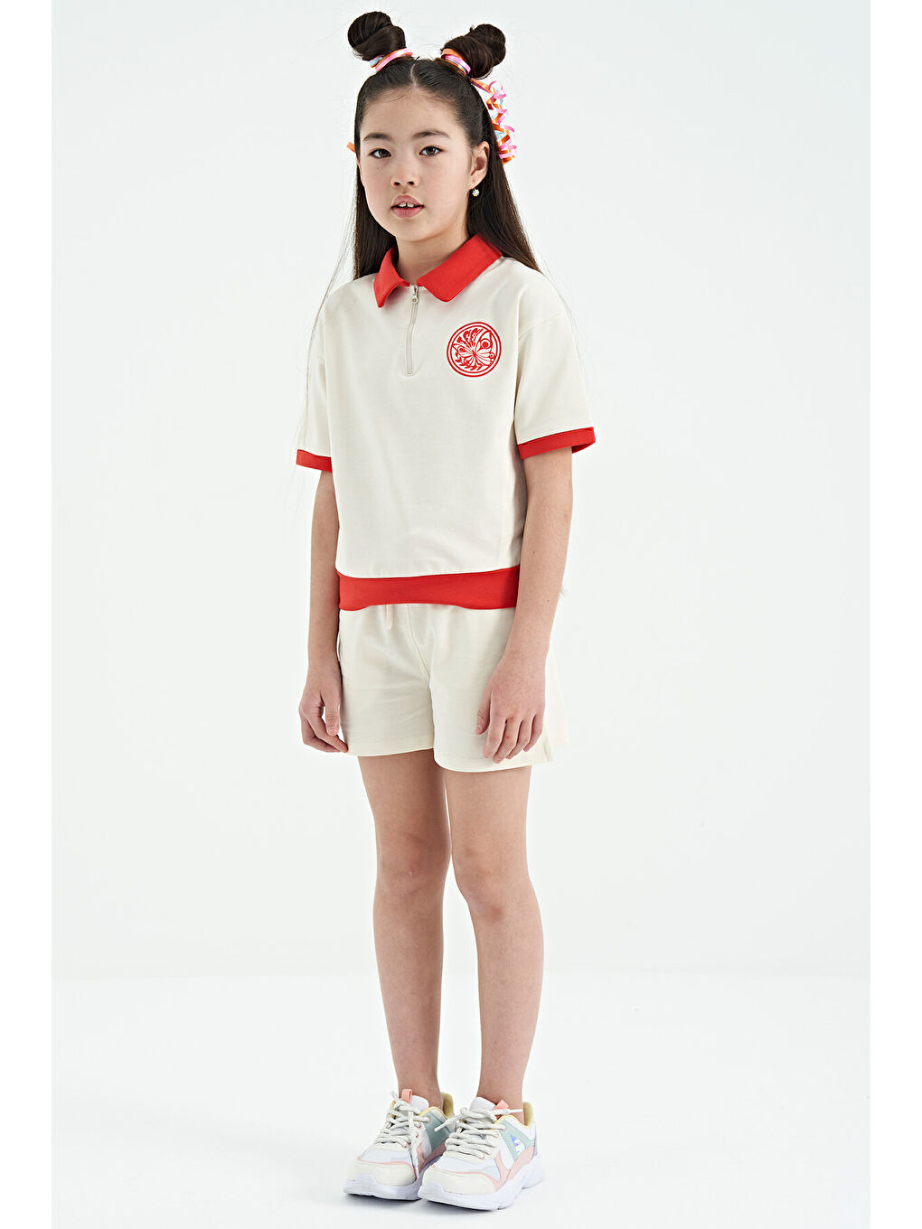 Ekru Yakalı Kısa Kollu Rahat Form Kız Çocuk Şort Takım - 75131-3