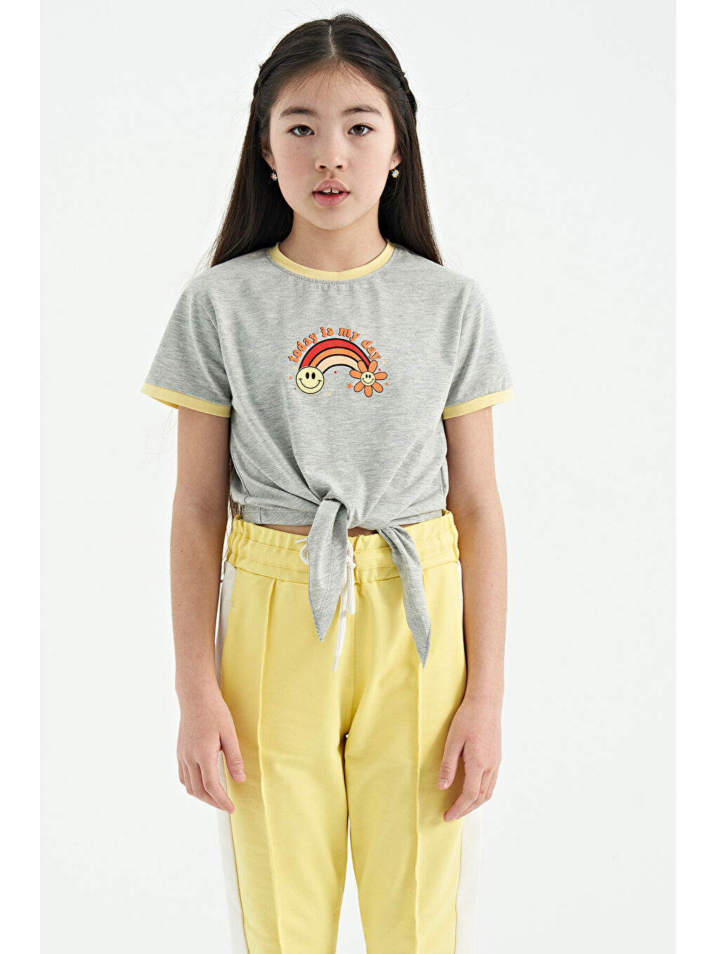 Gri Melanj Baskı Detaylı O Yaka Çok Renkli Bağlama Detaylı Kız Çocuk Tişört - 75113