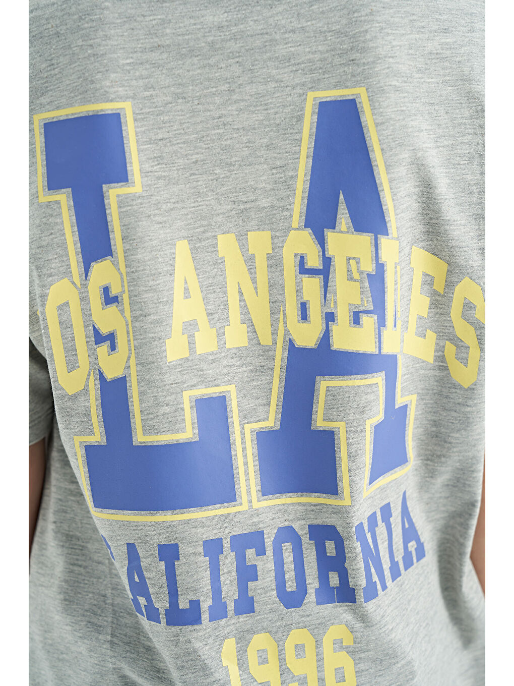 Gri Melanj Ön Arka Baskılı O Yaka Oversize Kısa Kollu Kız Çocuk Tişört - 75127-4