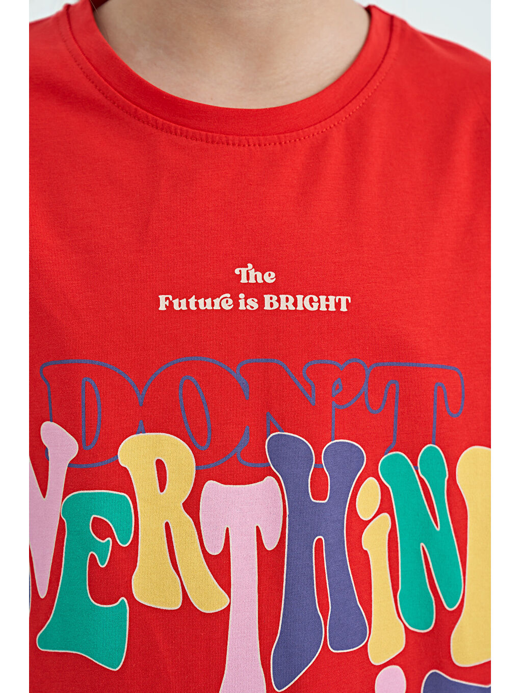 Kırmızı Fiesta Renki Yazı Baskılı O Yaka Oversize Kısa Kollu Kız Çocuk Tişört - 75112-2