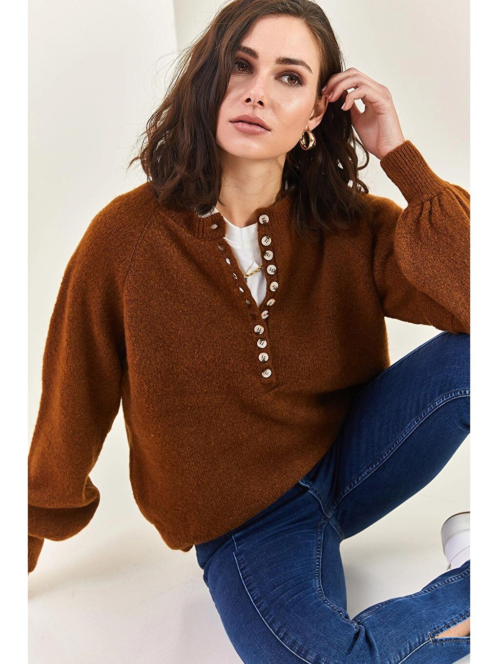 Kahverengi Kadın Yakası İlikli Balıkçı Yaka Çizgili Triko Kazak-1