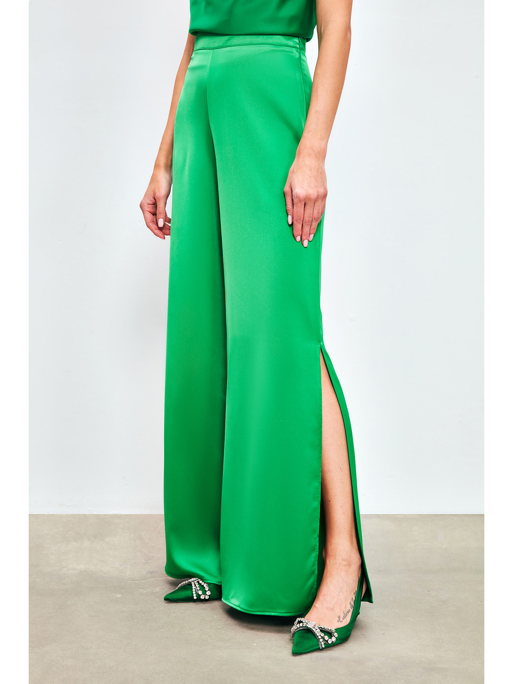 Yırtmaç Detaylı Saten Pantolon - Yeşil-4