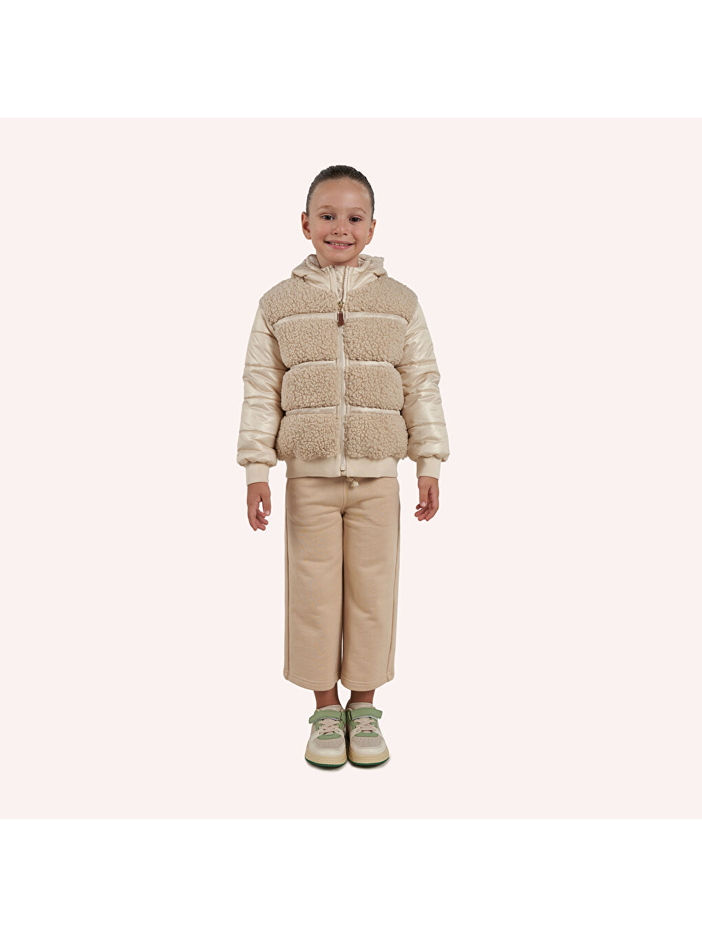 Panço Bej Kız Çocuk Pelüş Detaylı Şişme Mont - 2