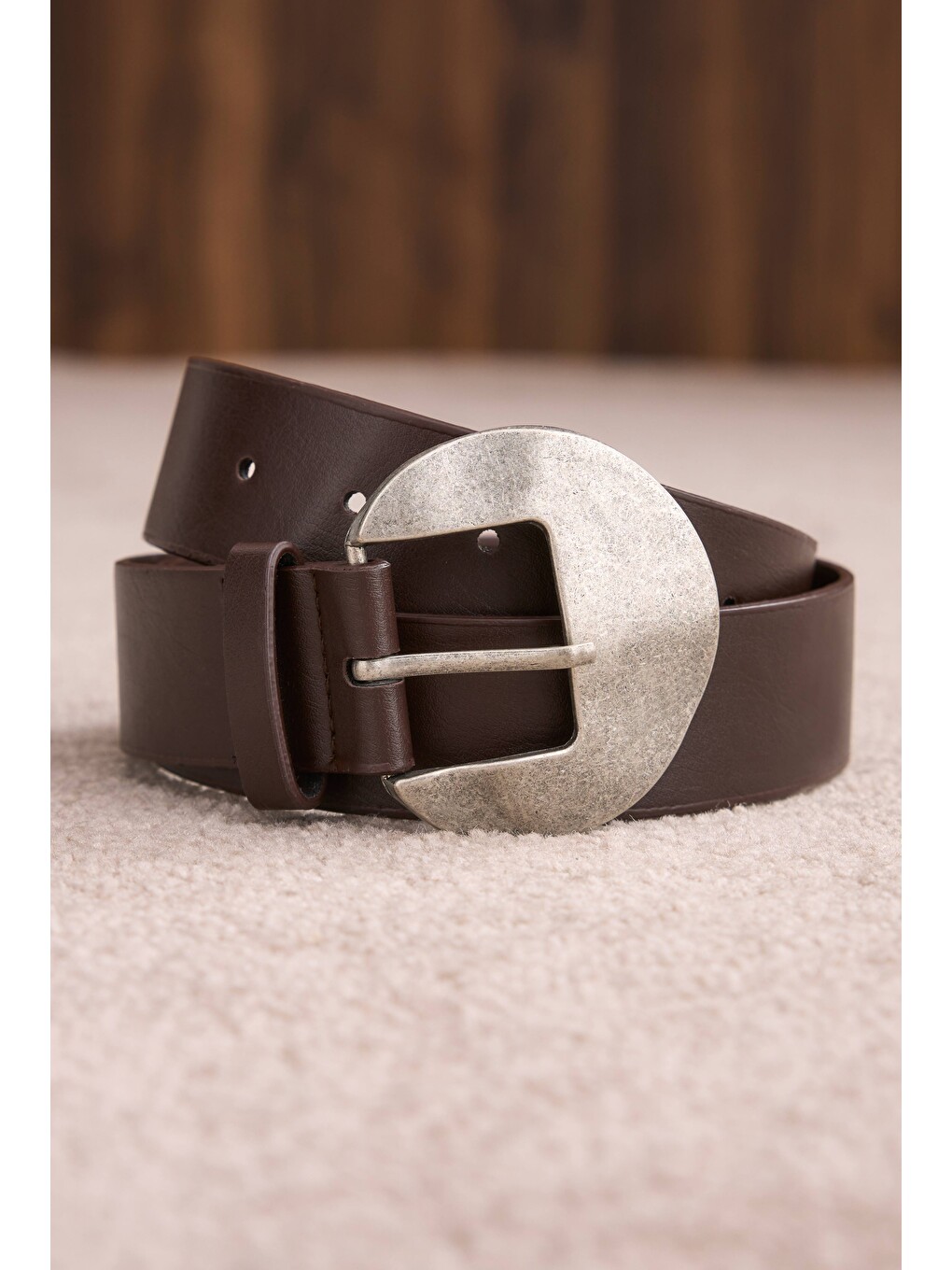 Kahverengi Oval Metal Tokalı Kemer Acı Kahve-1