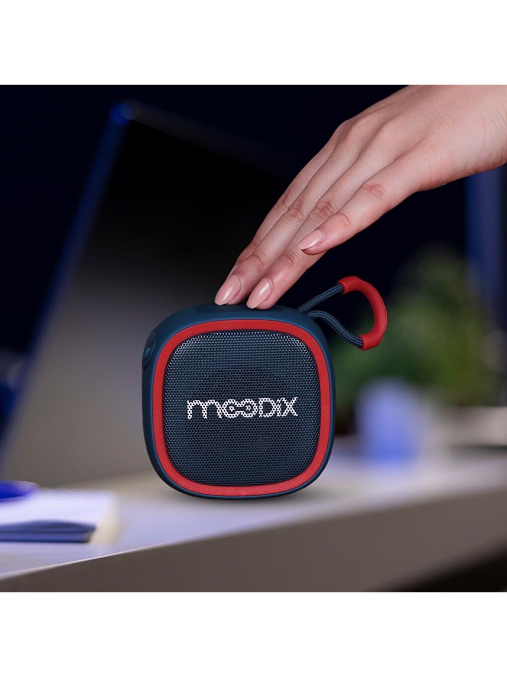 Moodix Mavi-Kırmızı KI23KS659 Bluetooth Hoparlör Mavi 5W - 8