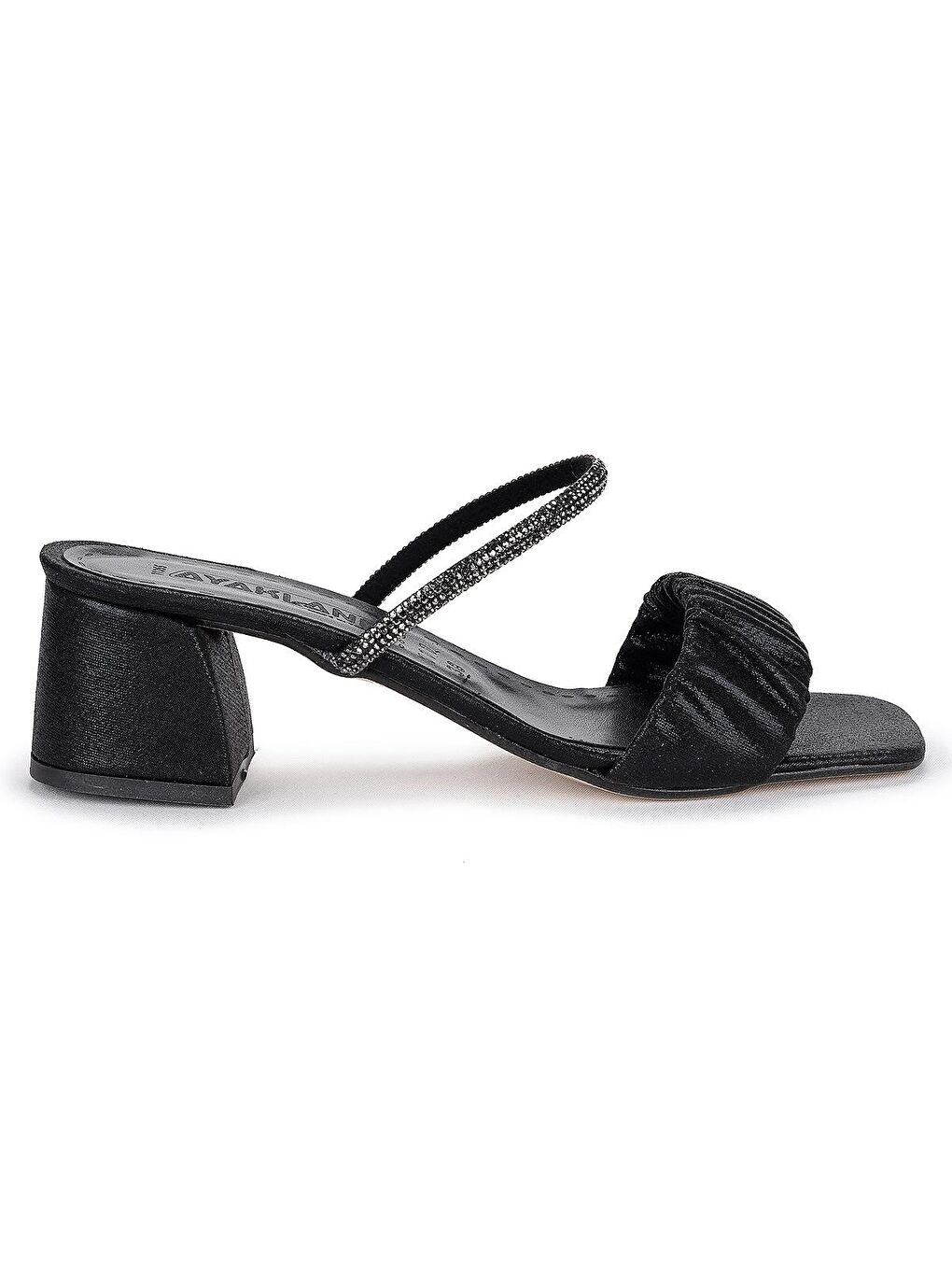 Siyah Büyük Numara Taşlı Simli 5 Cm Topuklu Kadın Terlik 907-2211-3